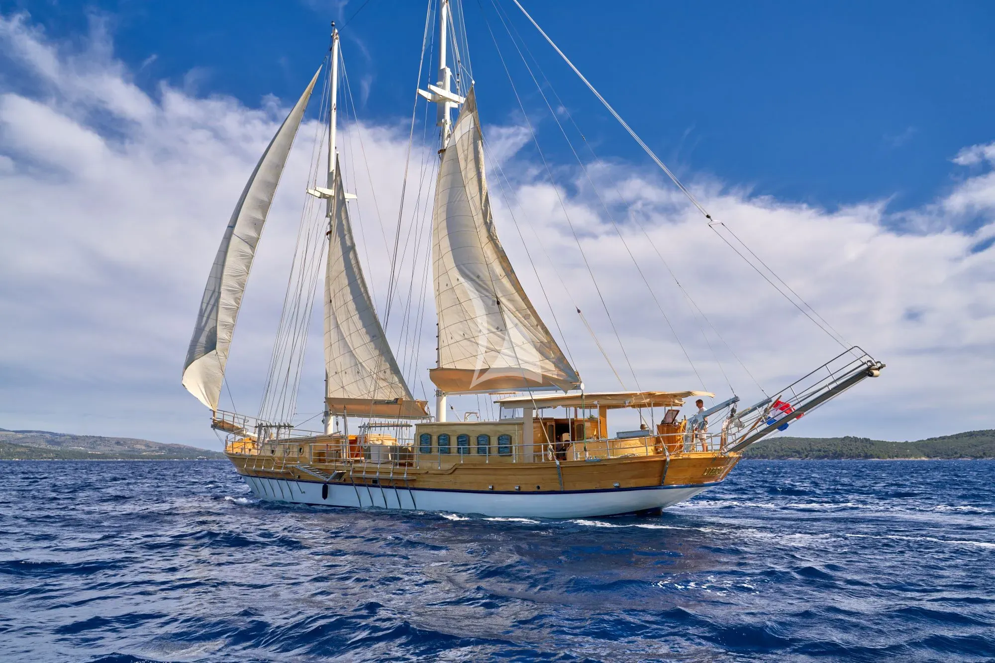 Crewed Sailing Yacht LIBRA photo 3