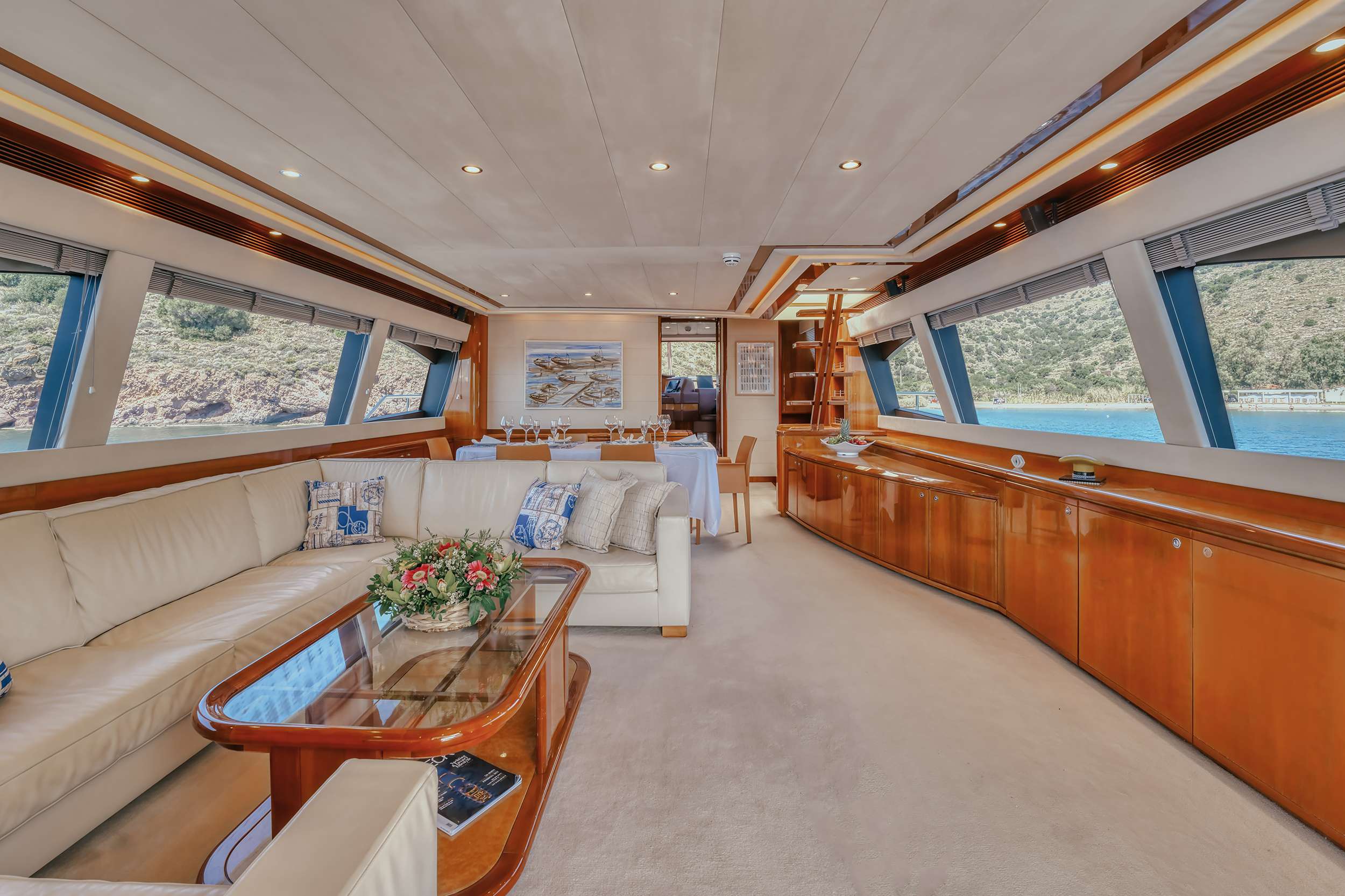Luxury Crewed Motor Yacht LIDIA photo 7