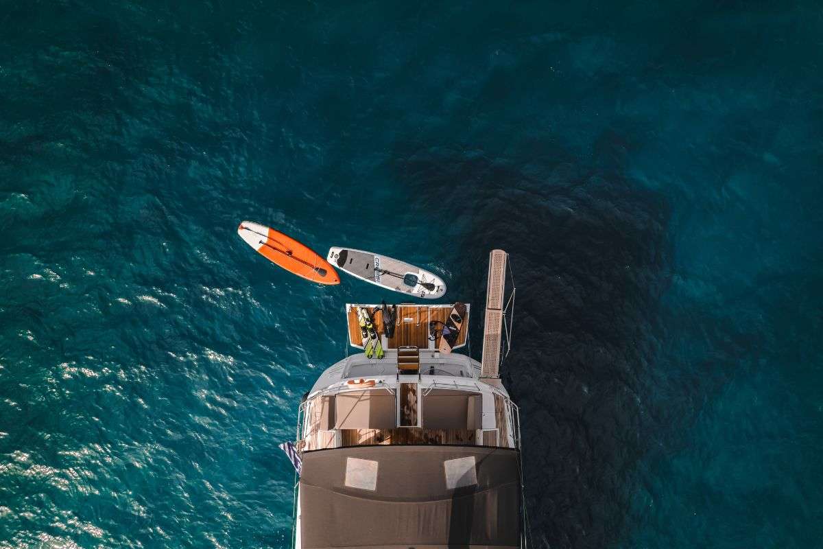 Crewed Sailing Yacht LIFE TIME photo 6