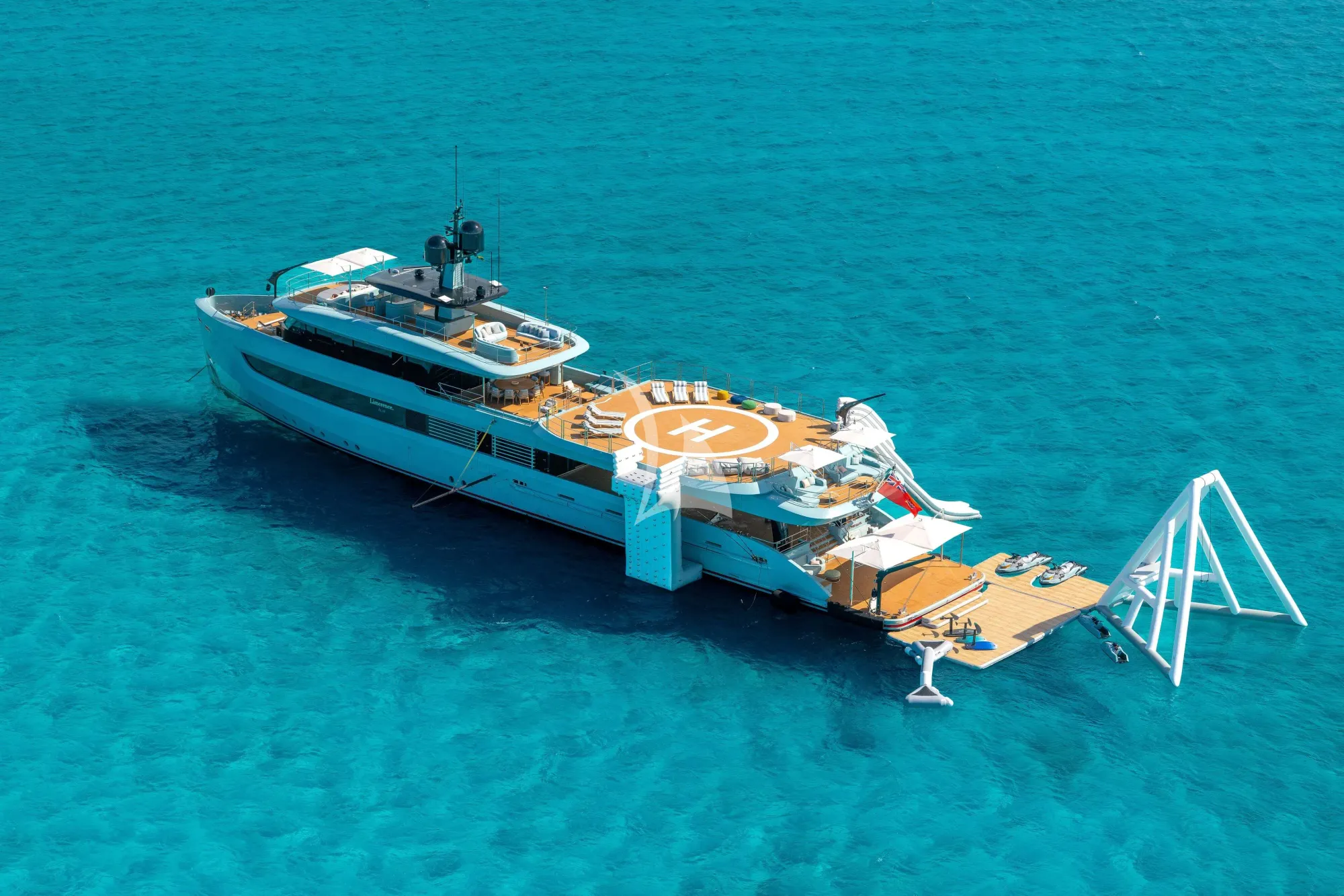 Luxury Crewed Motor Yacht LIMERENCE photo 6