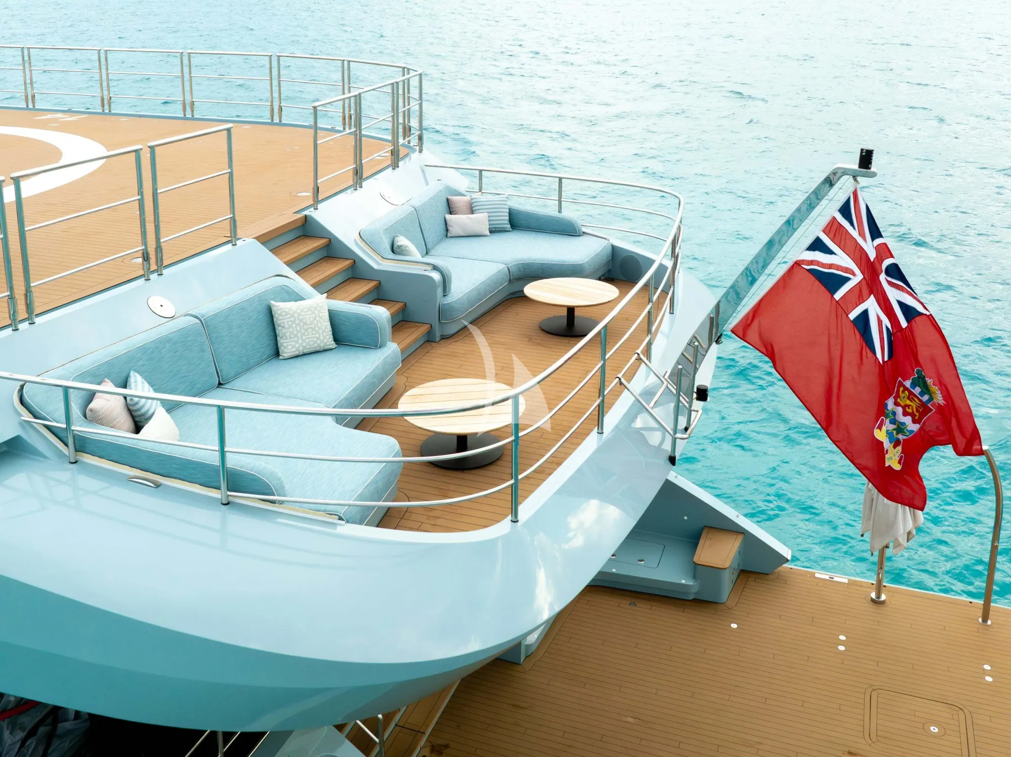 Luxury Crewed Motor Yacht LIMERENCE photo 8