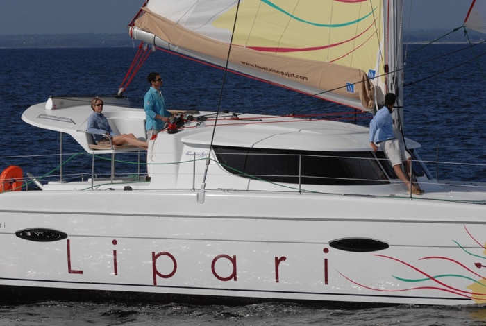 Bareboat Catamaran Lipari 41 photo 4