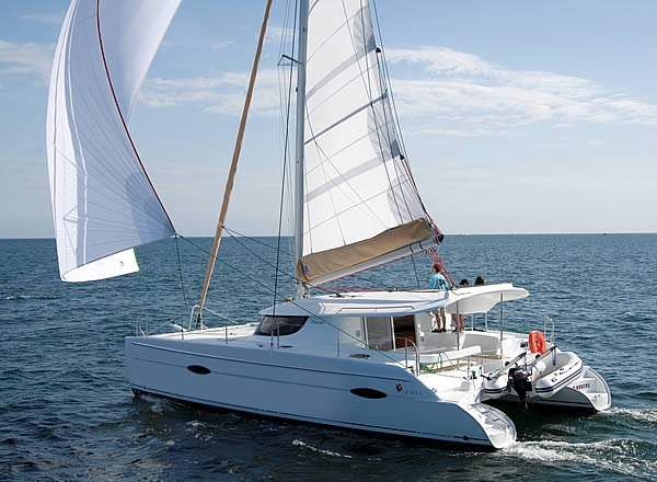 Bareboat Catamaran Lipari 41