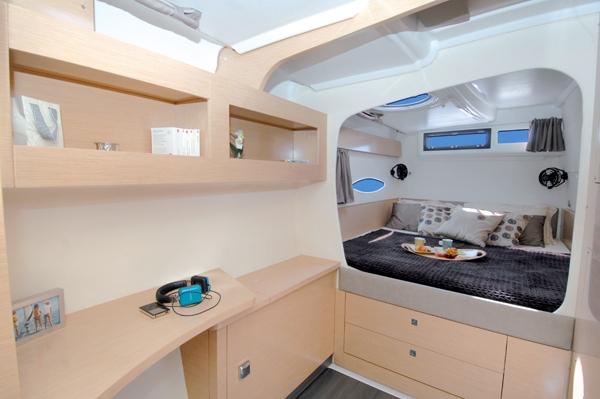 Bareboat Catamaran Lipari 41 photo 5