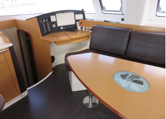 Bareboat Catamaran Lipari 41 photo 6