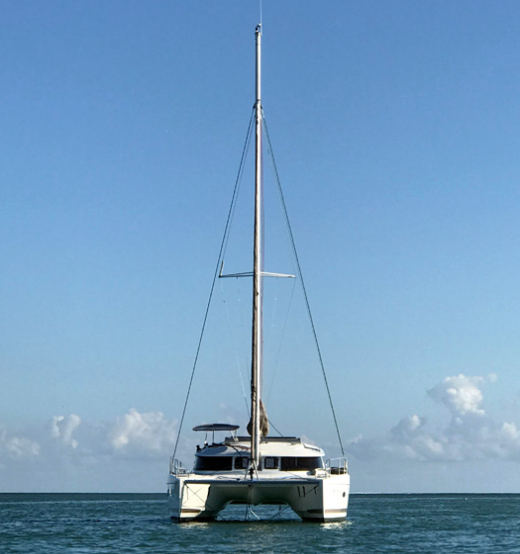 Bareboat Catamaran Fountaine Pajot Lipari 41 photo 3