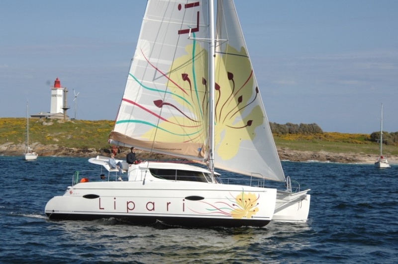 Bareboat Catamaran Lipari 41