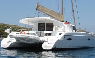 Bareboat Catamaran LIPARI 41