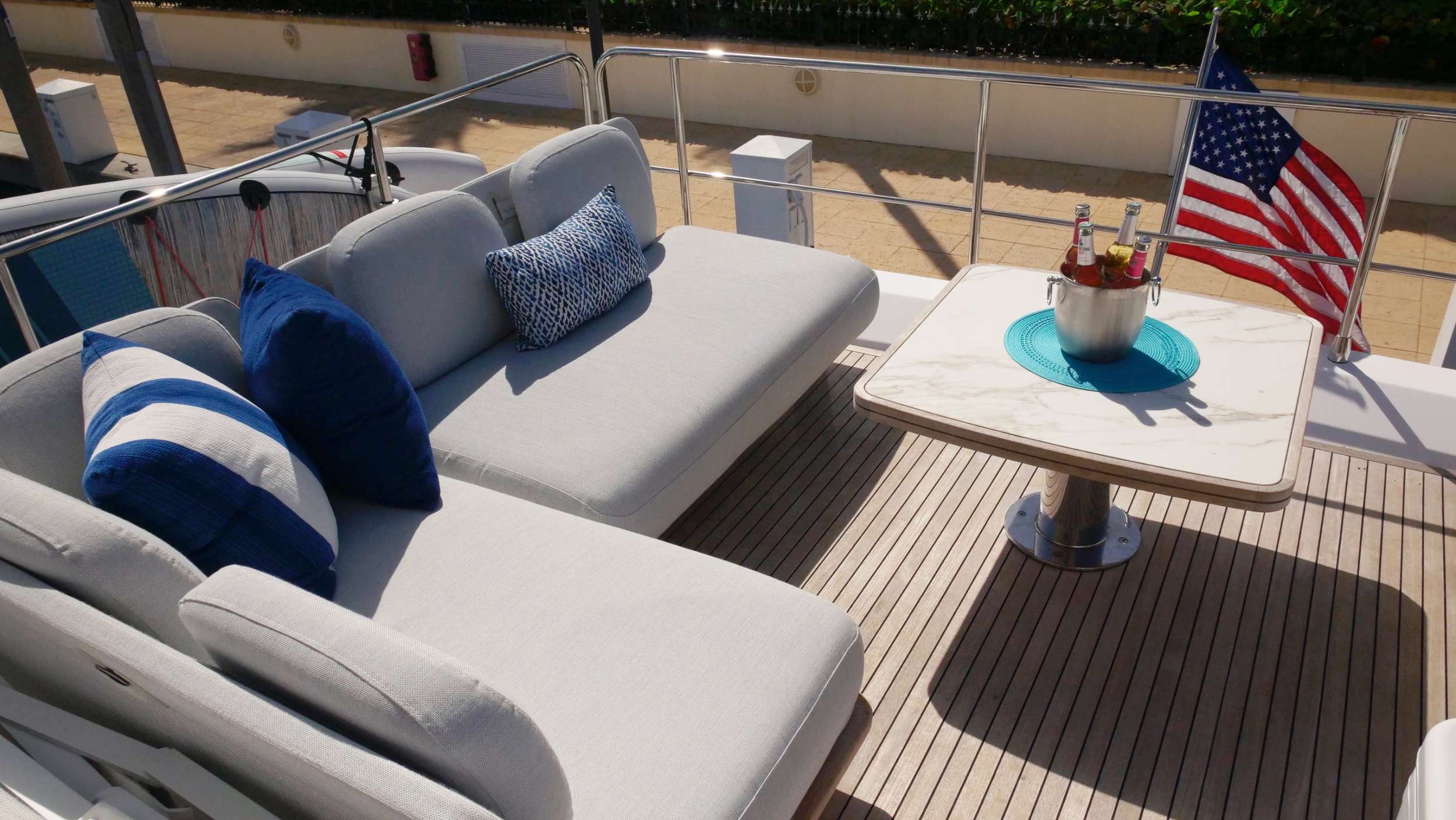 Luxury Crewed Motor Yacht LIQUID ASSET photo 8