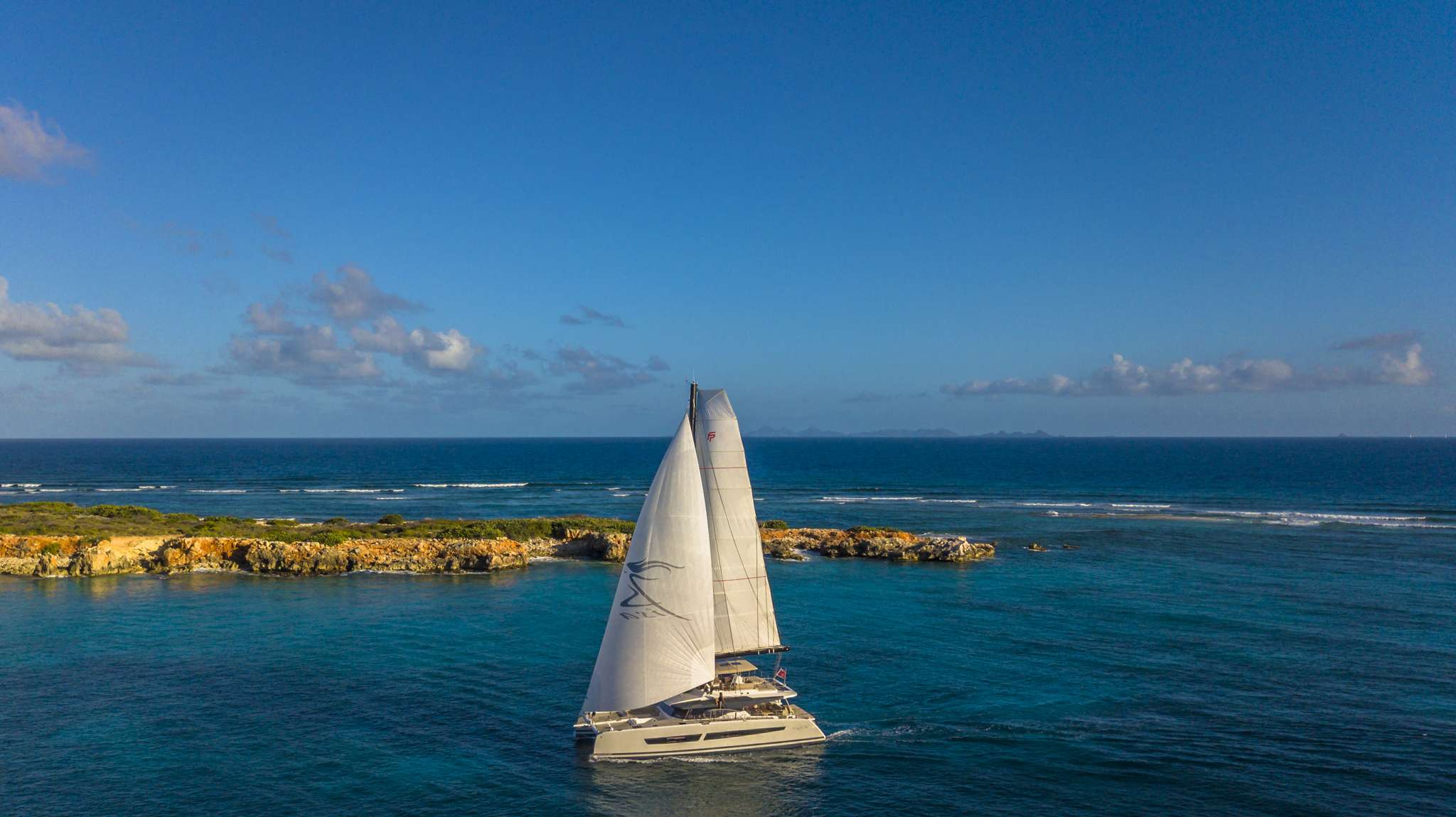 Luxury Crewed Catamaran LISA OF THE SEAS photo 4