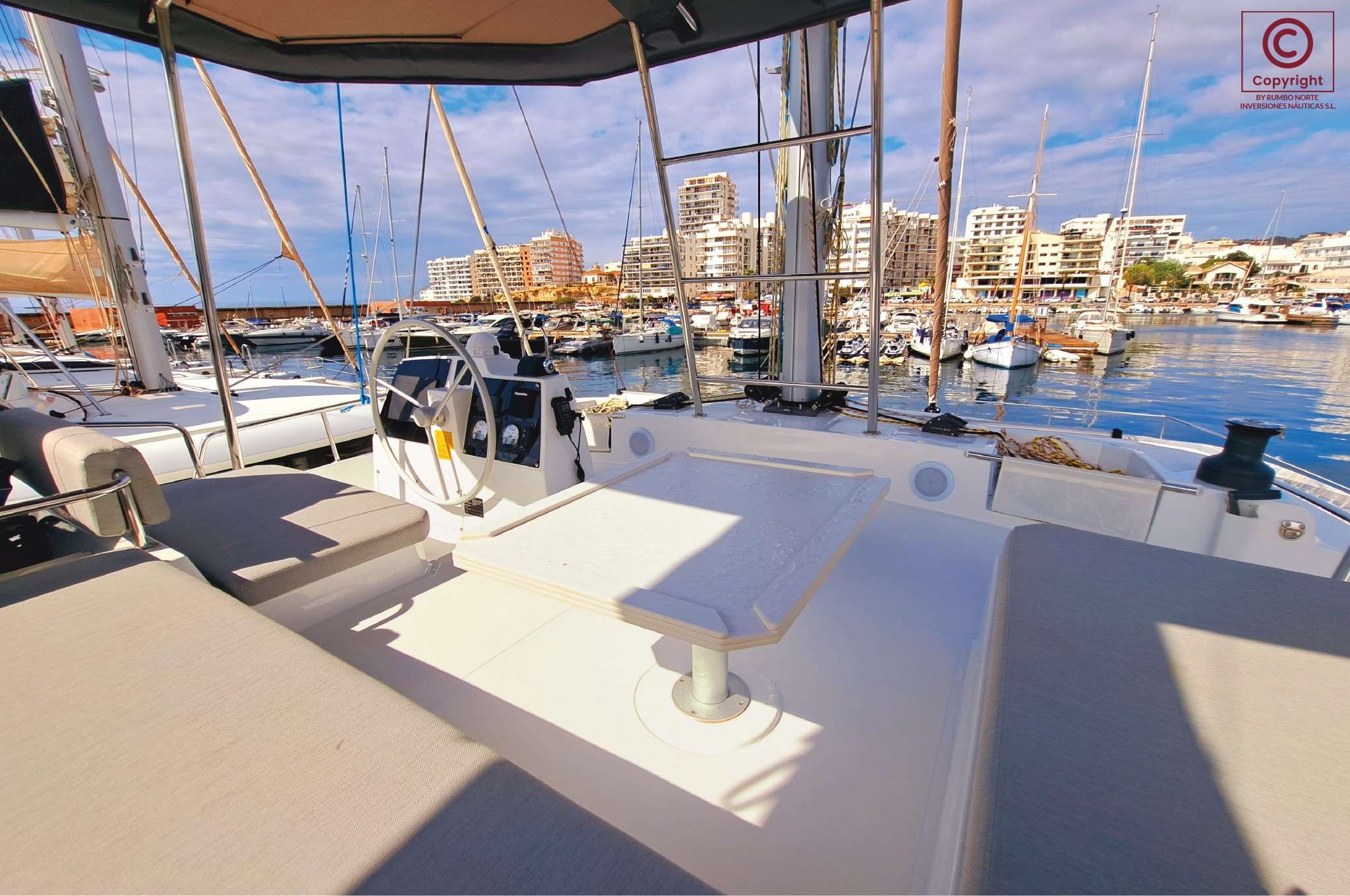 Luxury Crewed Catamaran LOBA DO MAR photo 3