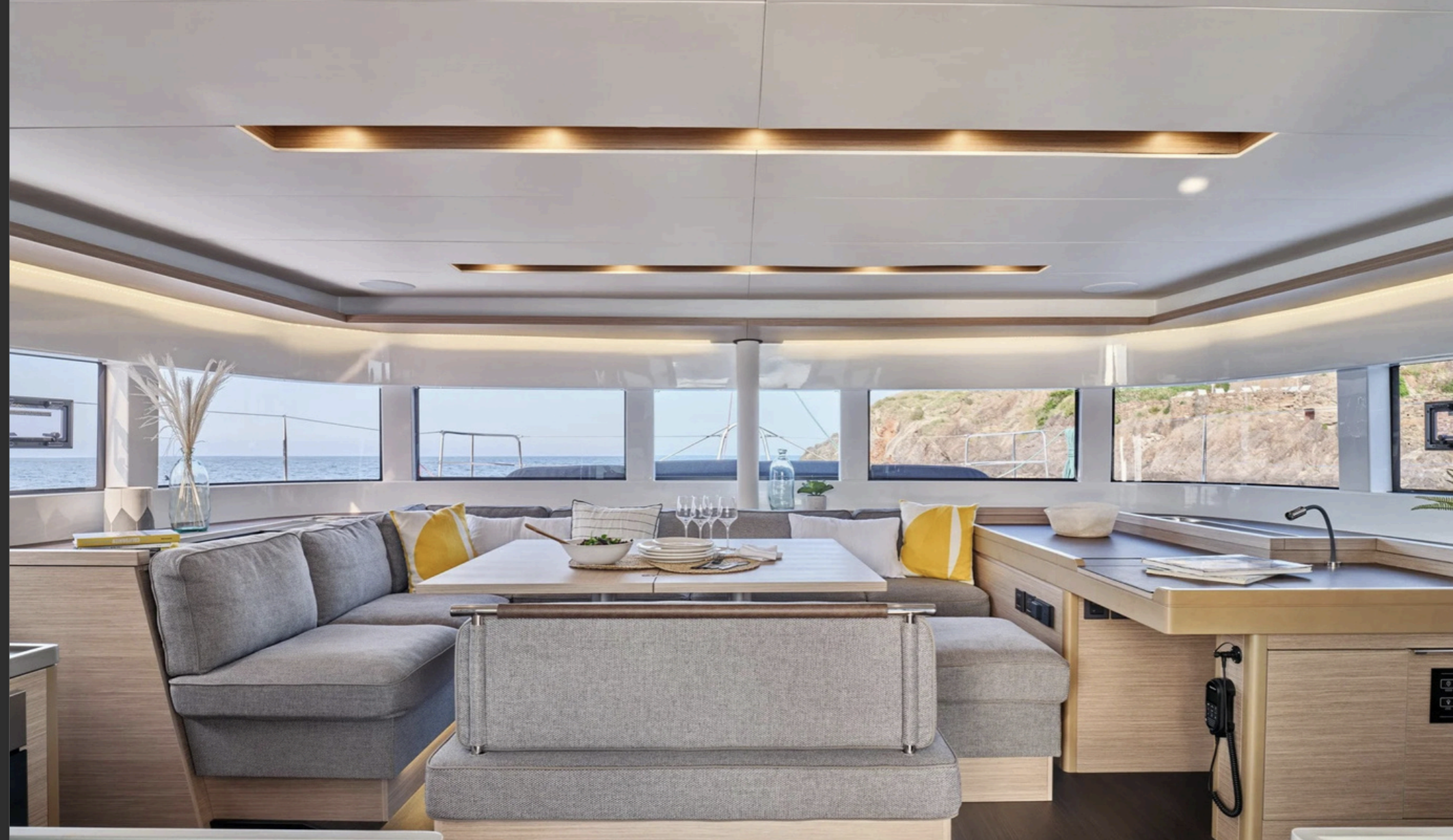 Crewed Catamaran LORAIN photo 6