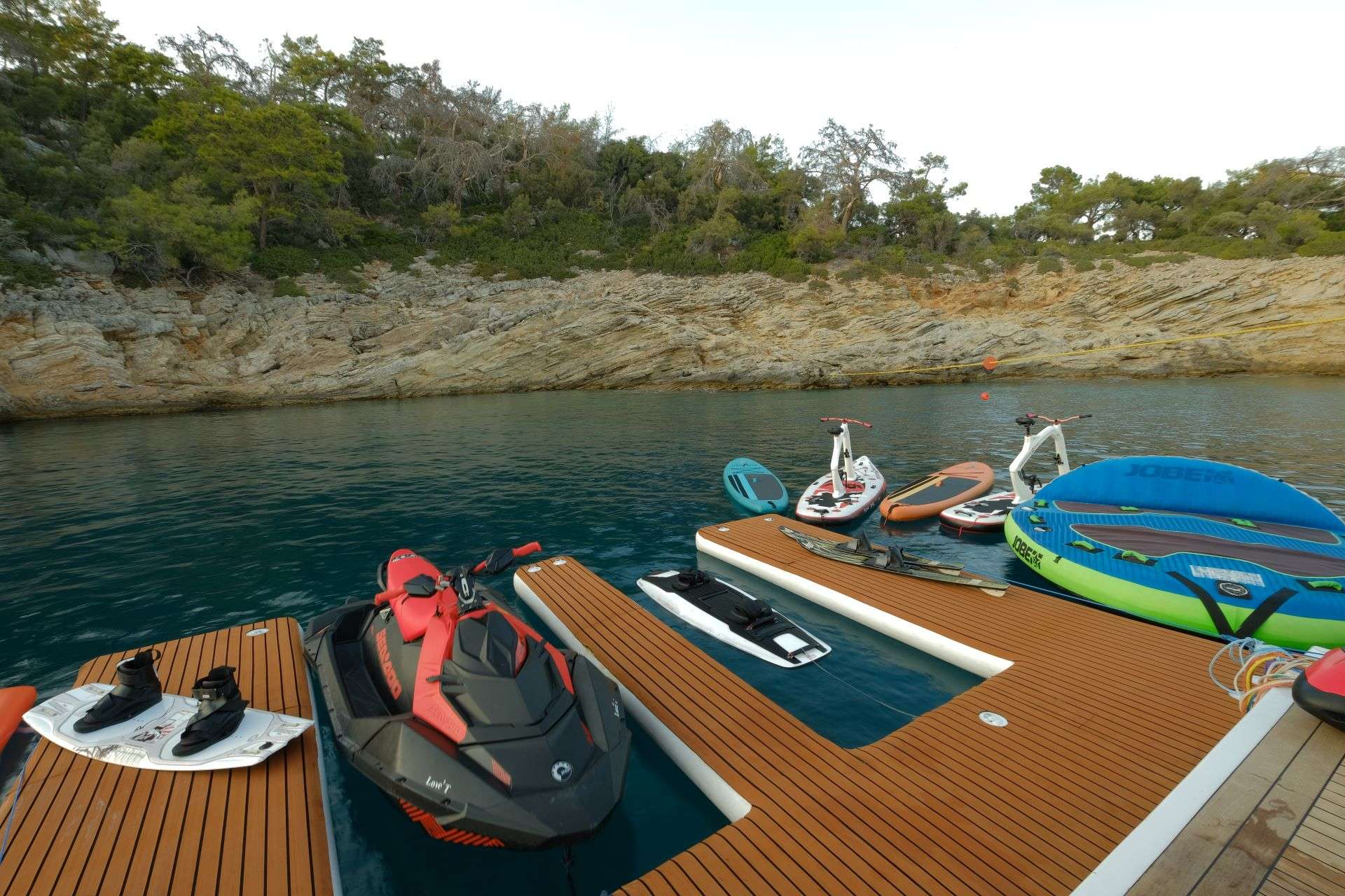 Luxury Crewed Motor Yacht LOVE T photo 6