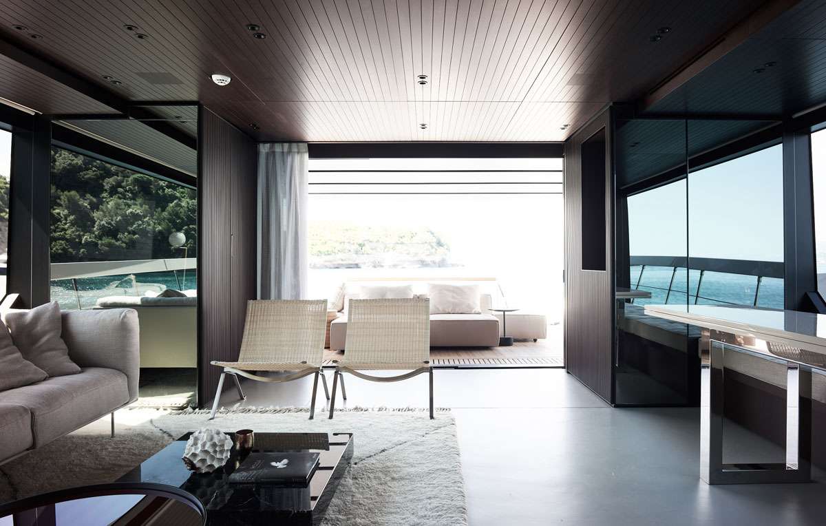 Luxury Crewed Motor Yacht LUAR photo 5