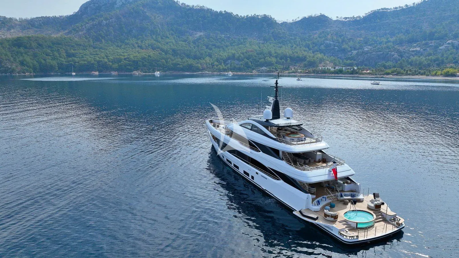 Luxury Crewed Motor Yacht LUMIERE photo 3