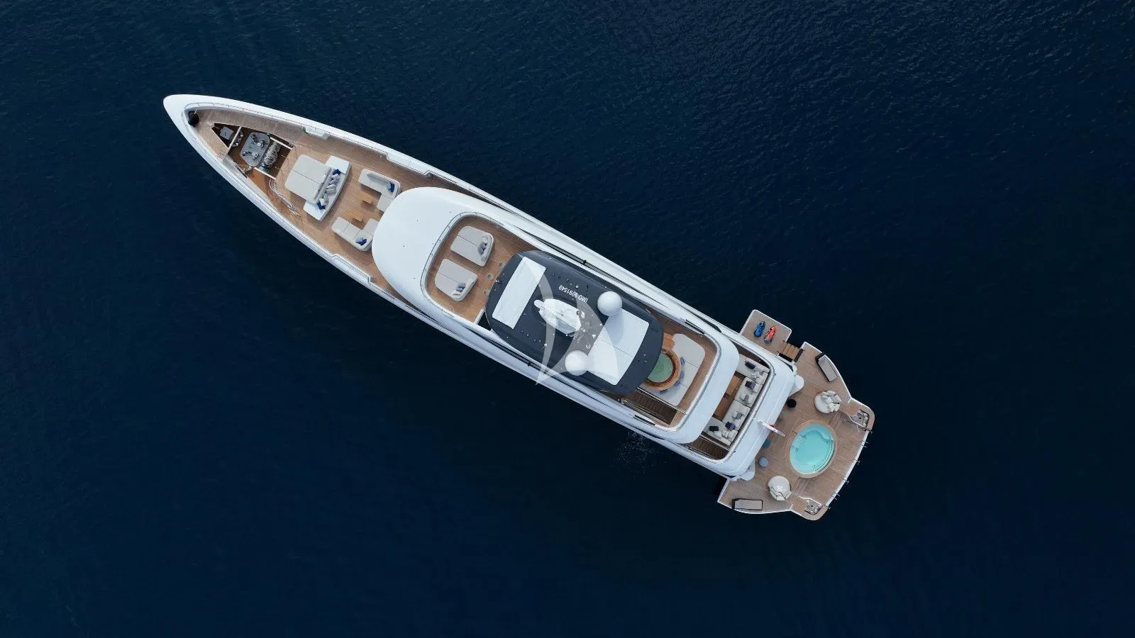 Luxury Crewed Motor Yacht LUMIERE photo 4