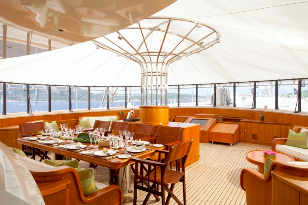 Luxury Crewed Sailing Yacht LUNA photo 5