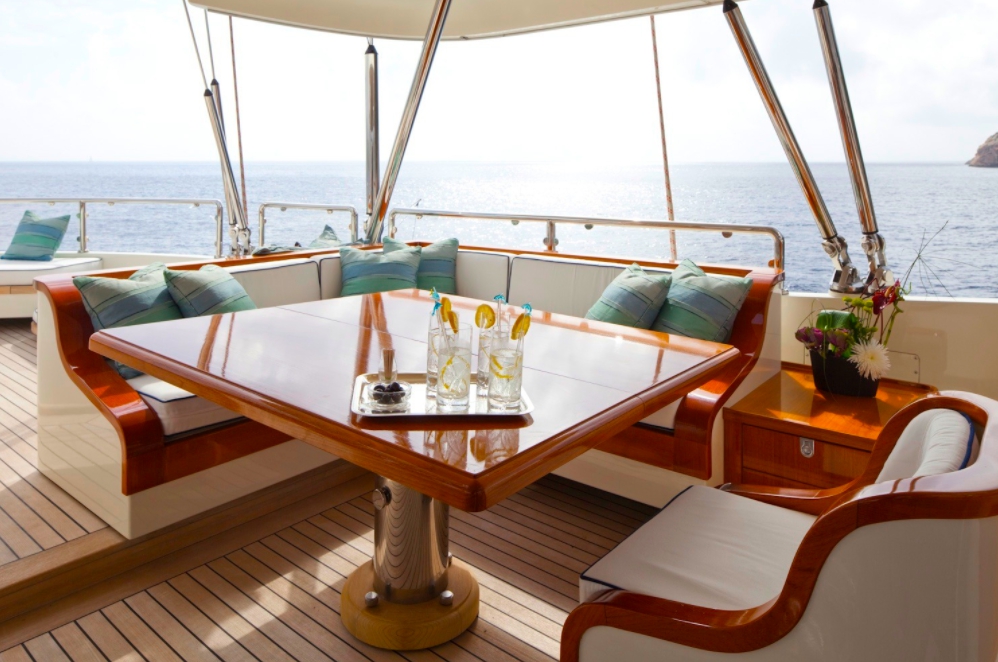 Luxury Crewed Sailing Yacht LUNA photo 7