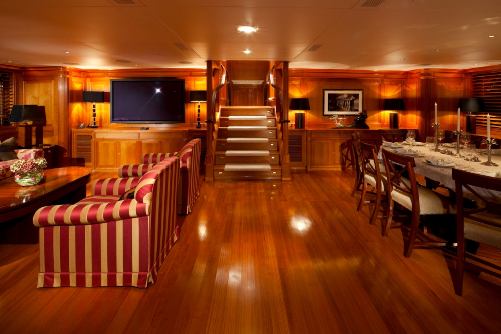 Luxury Crewed Sailing Yacht LUNA photo 8