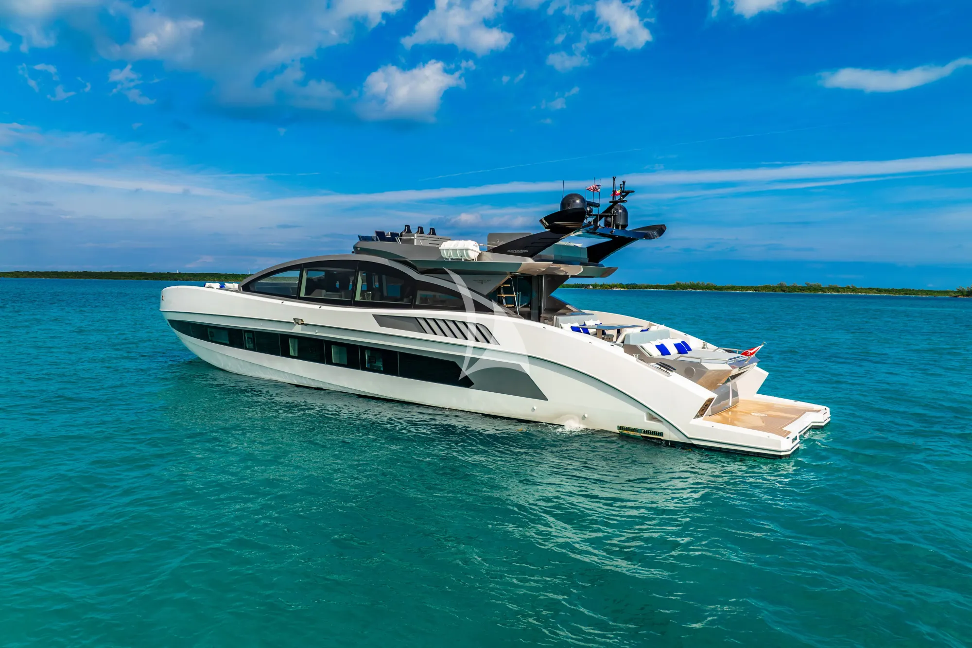 Luxury Crewed Motor Yacht M7 photo 5