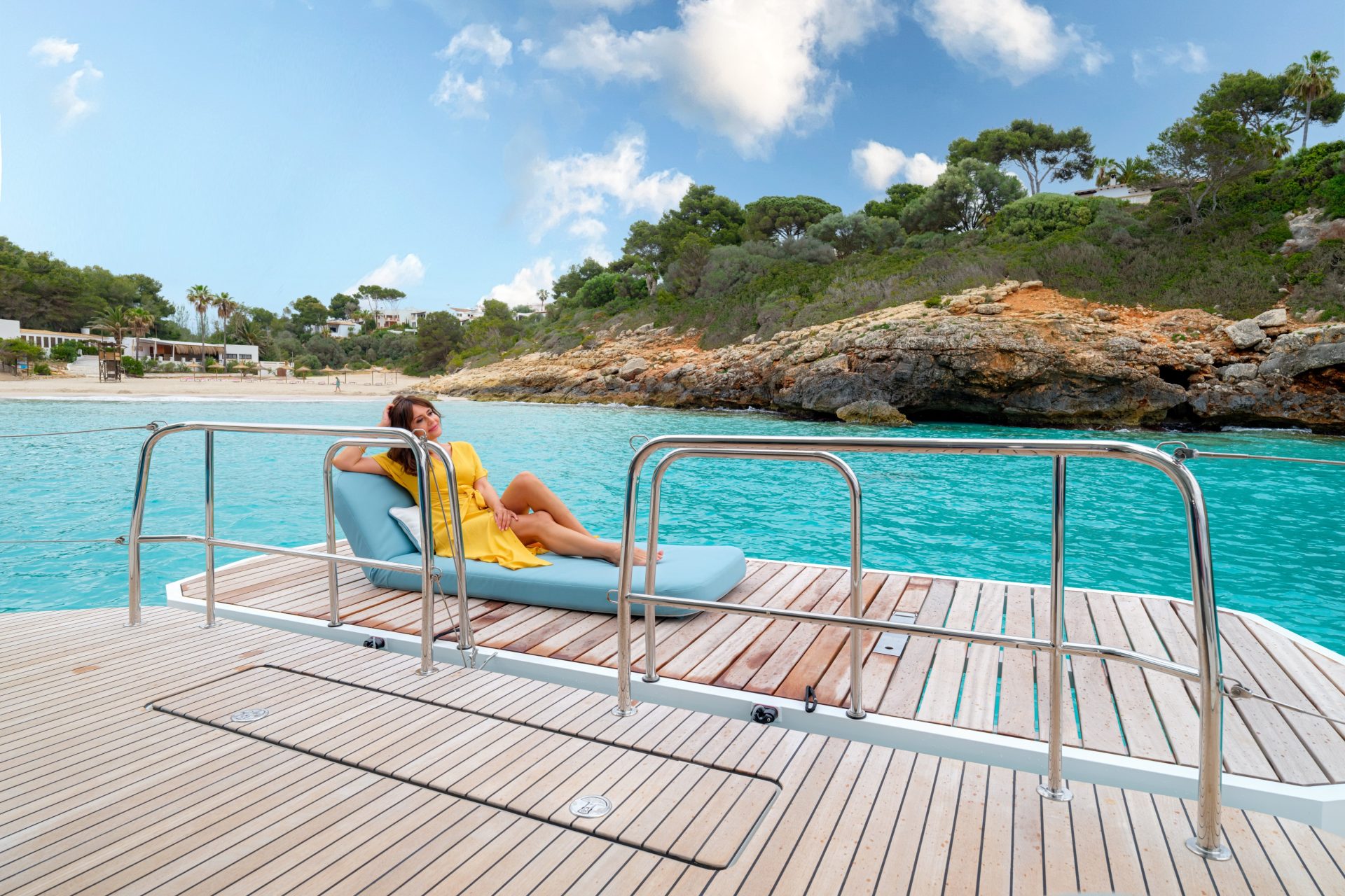 Crewed Catamaran MAGNIFICO photo 6