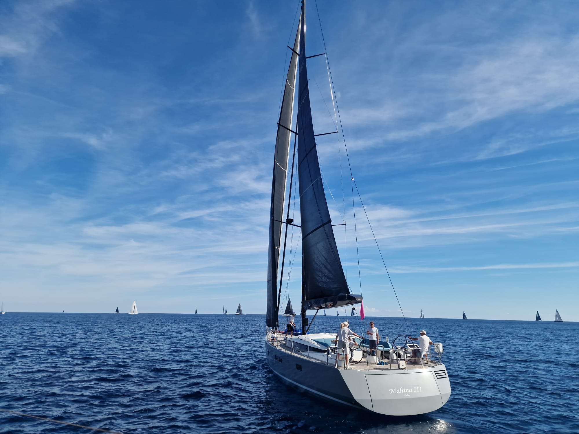 Luxury Crewed Sailing Yacht MAHINA 3 photo 4