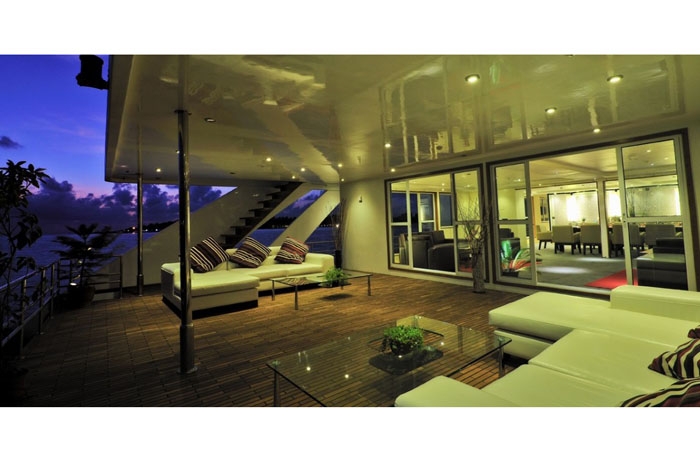 Luxury Crewed Motor Yacht MALDIVE MOSAIQUE photo 3