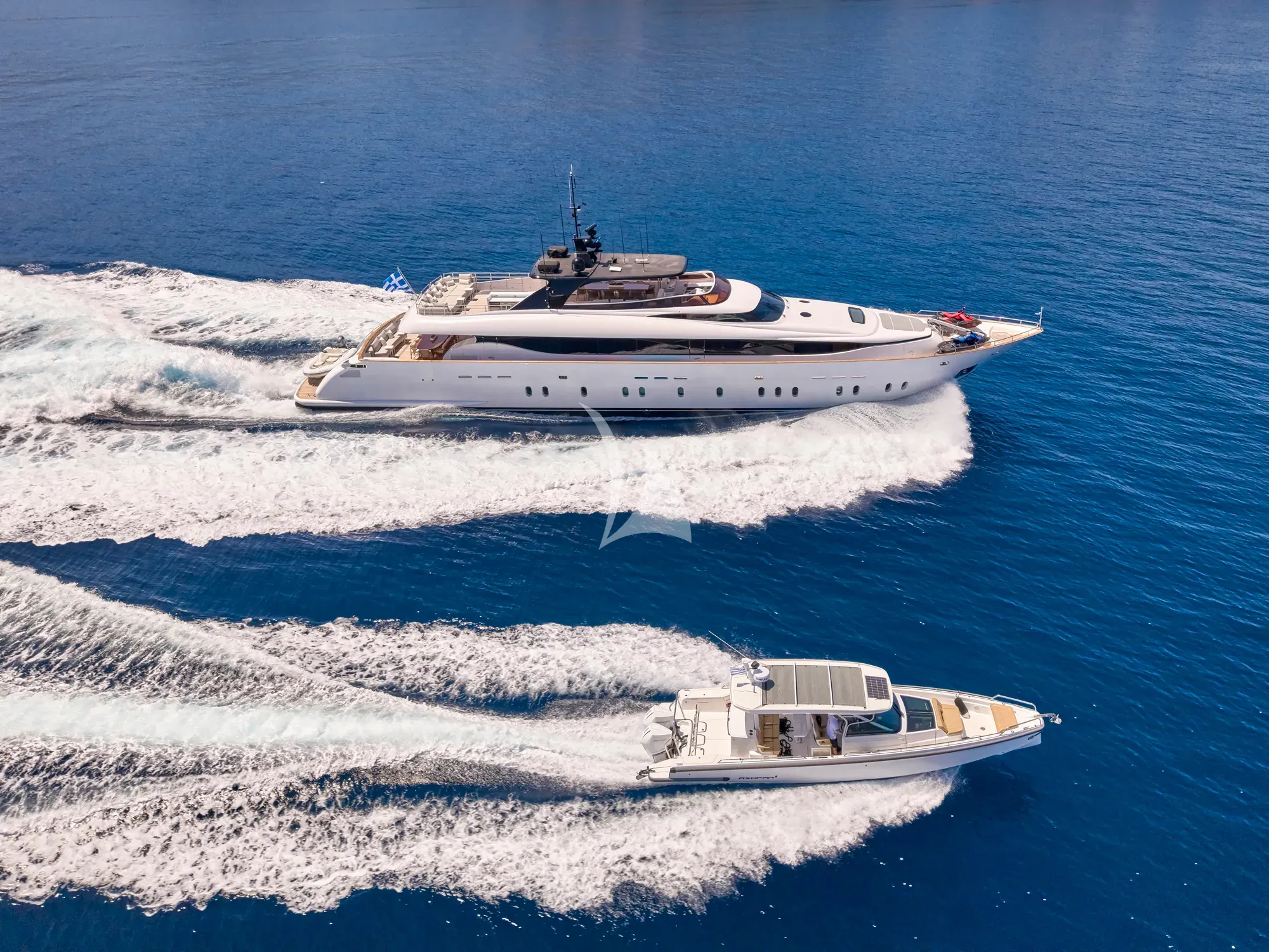 Luxury Crewed Motor Yacht MAMMA MIA photo 3