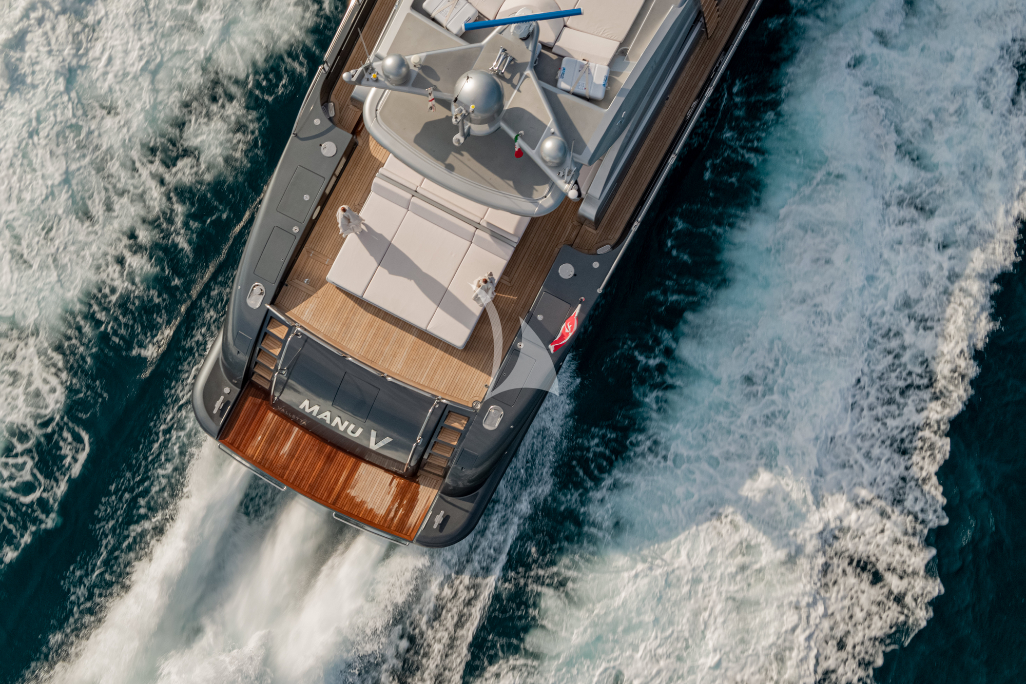 Luxury Crewed Motor Yacht MANU V photo 6