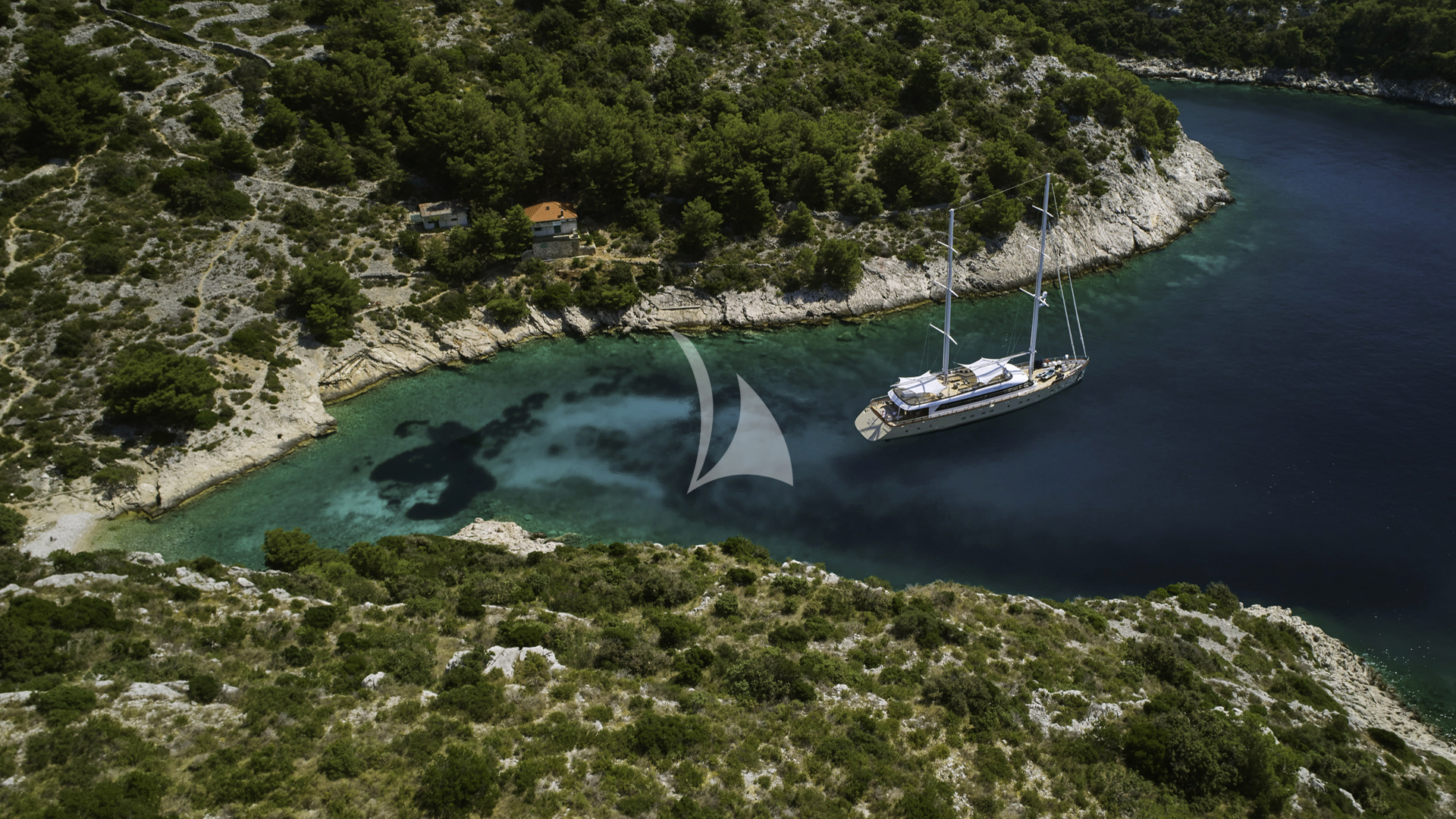 Luxury Sailing Yacht MARALLURE photo 5