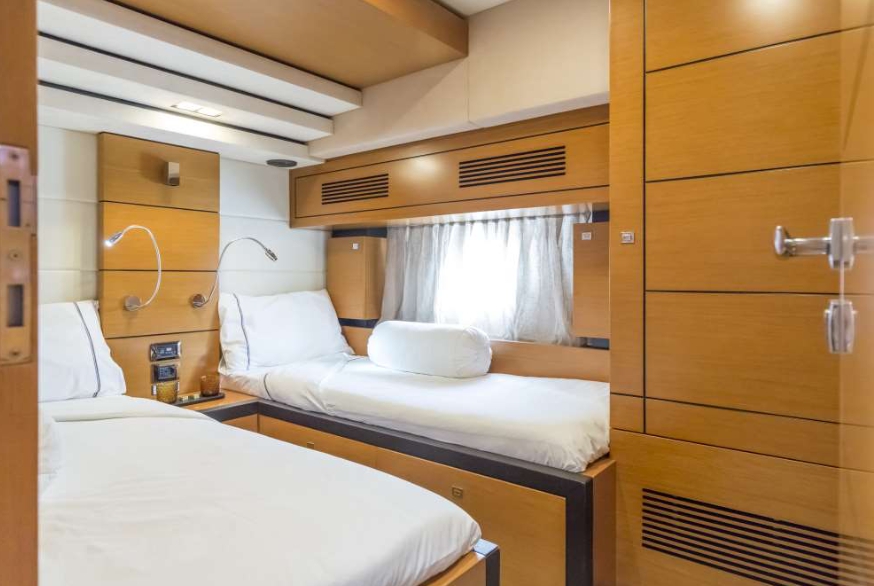 Crewed Motor Yacht Marco Polo 78 photo 6