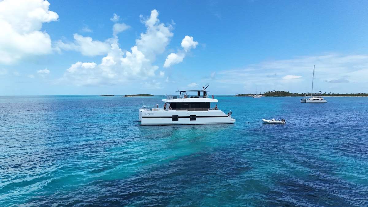 Power Catamaran MARIA THERESE photo 3