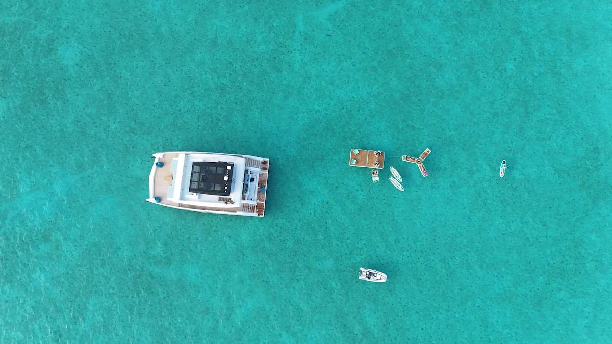 Power Catamaran MARIA THERESE photo 4