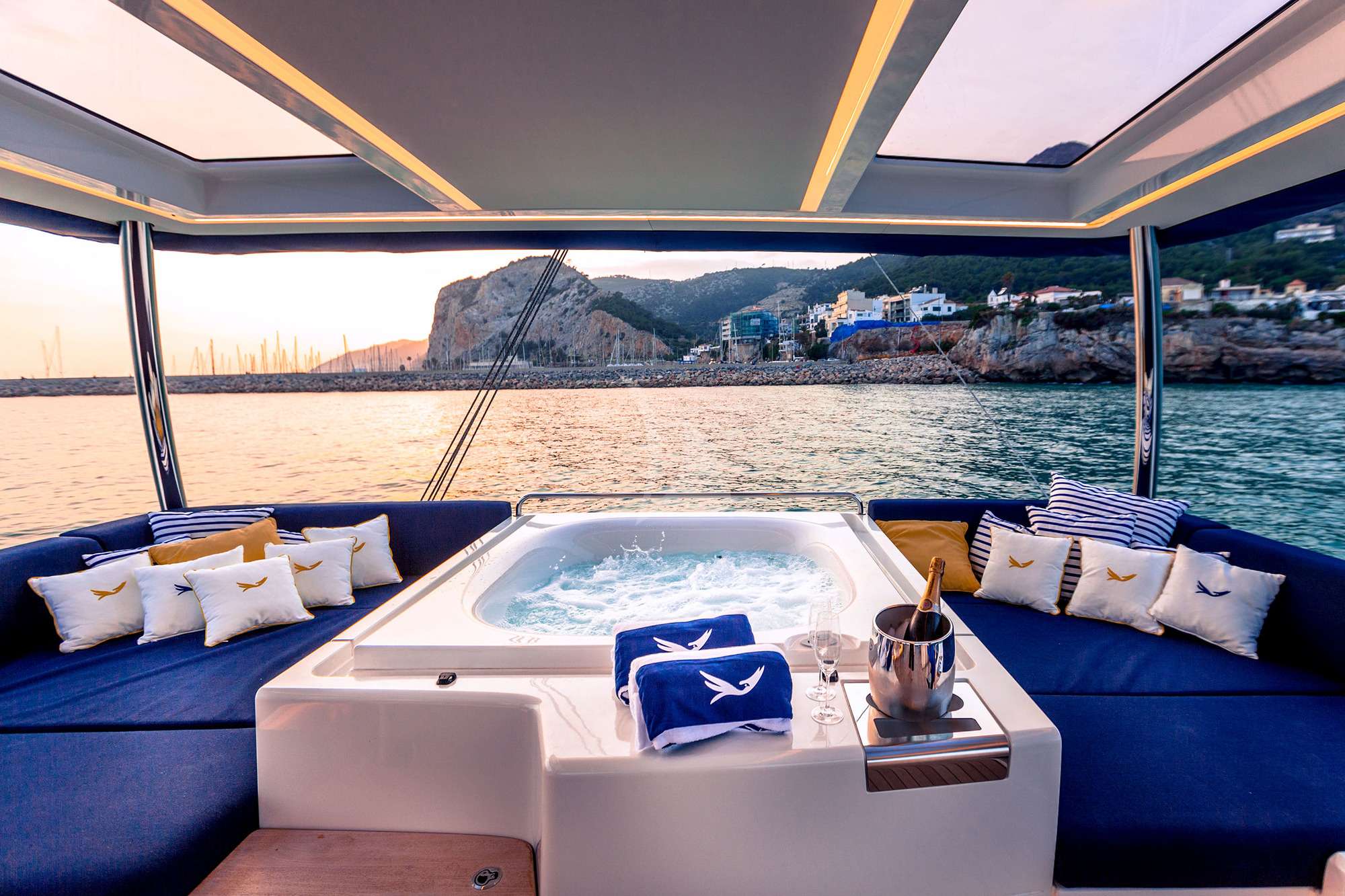 Luxury Crewed Catamaran MARIAH PRINCESS III photo 6