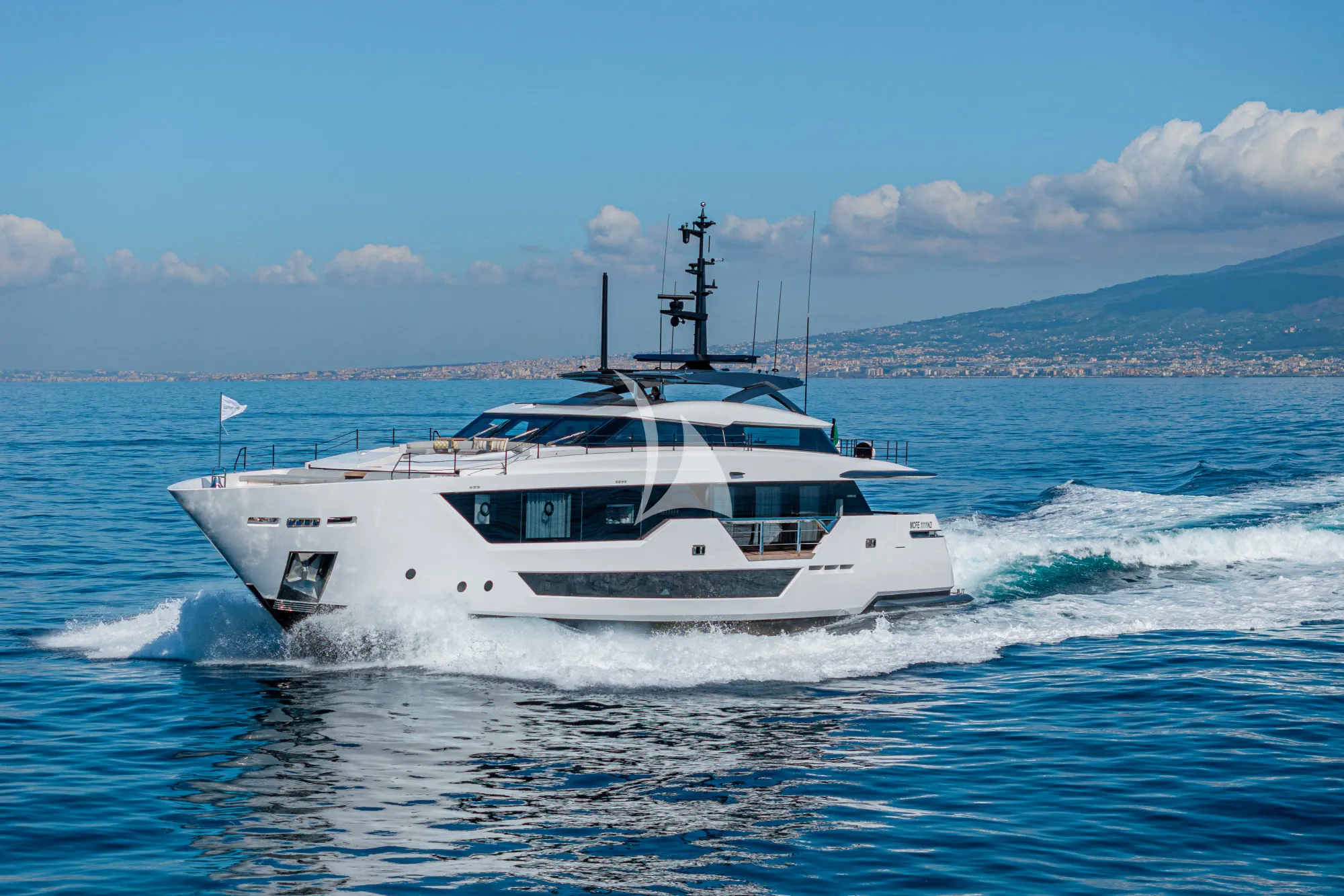 Luxury Crewed Motor Yacht MARICAN FOREVER photo 3