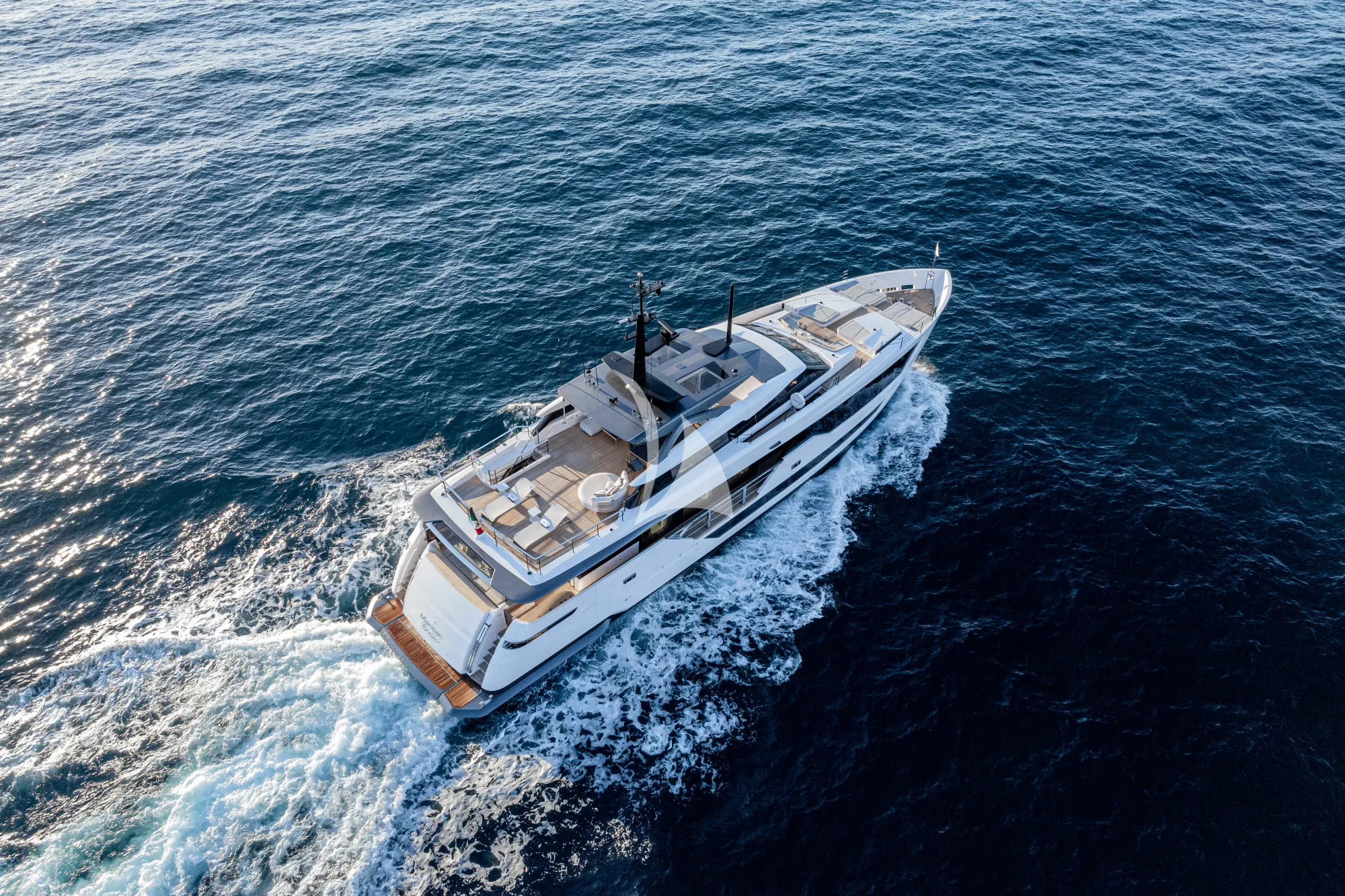 Luxury Crewed Motor Yacht MARICAN FOREVER photo 6