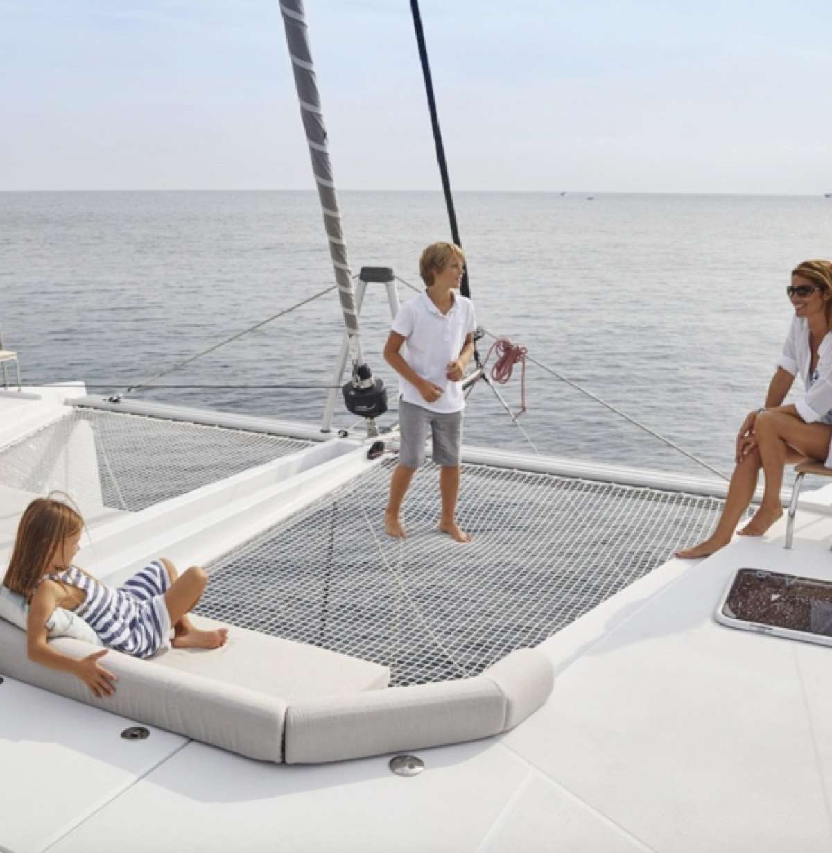 Crewed Catamaran MARIEL photo 3