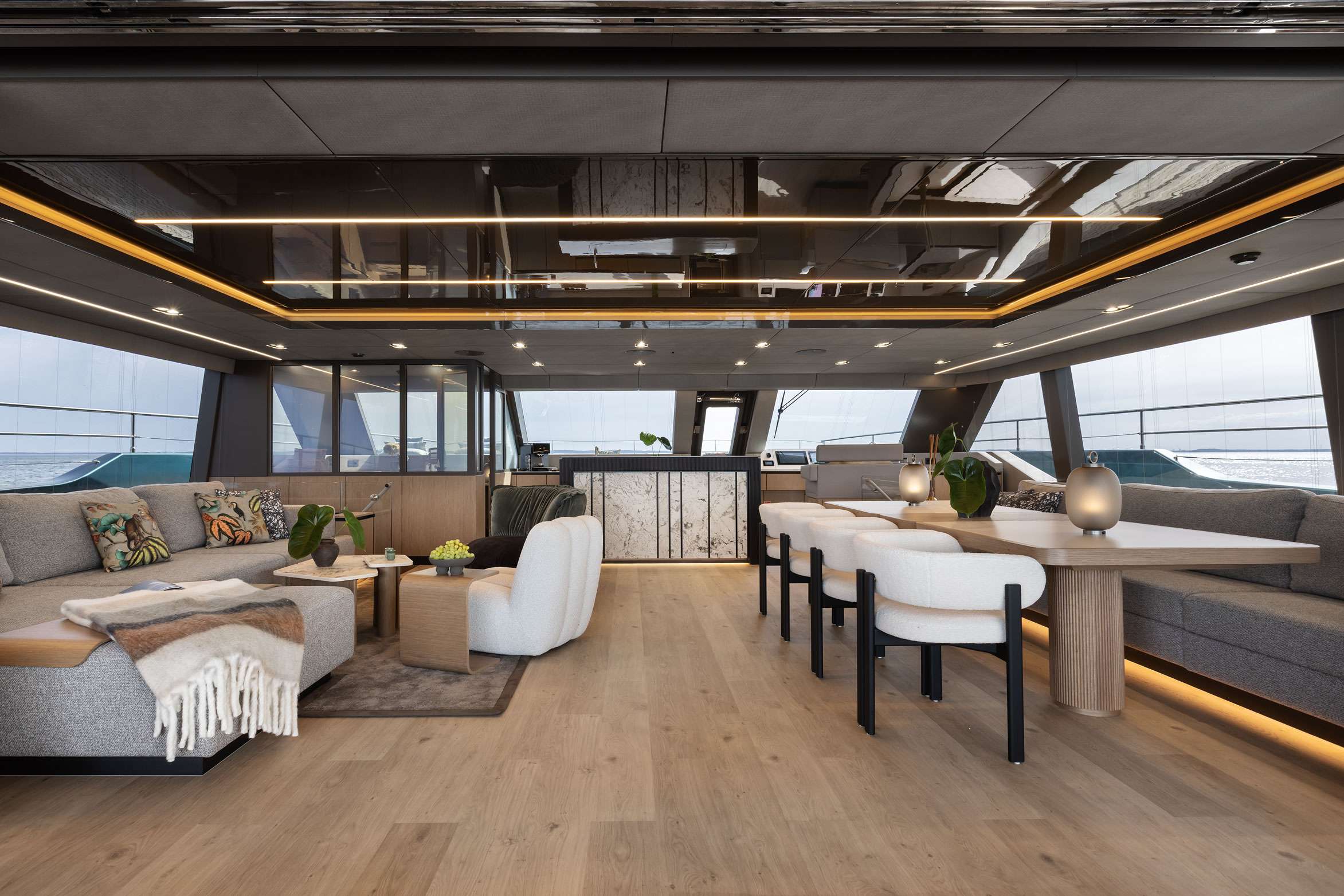 Crewed Power Catamaran MATTEA photo 8