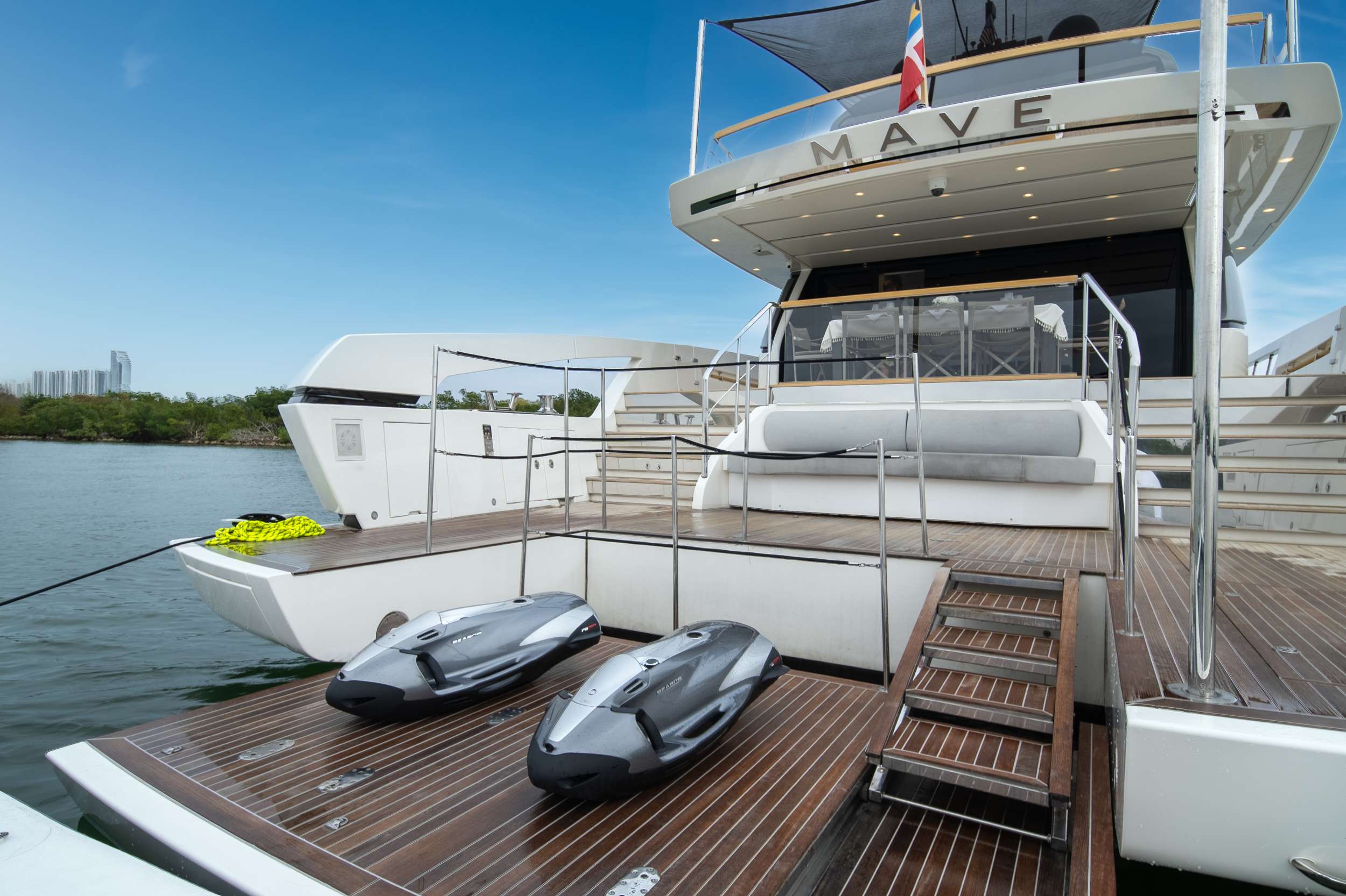 Luxury Crewed Motor Yacht MAVE photo 4
