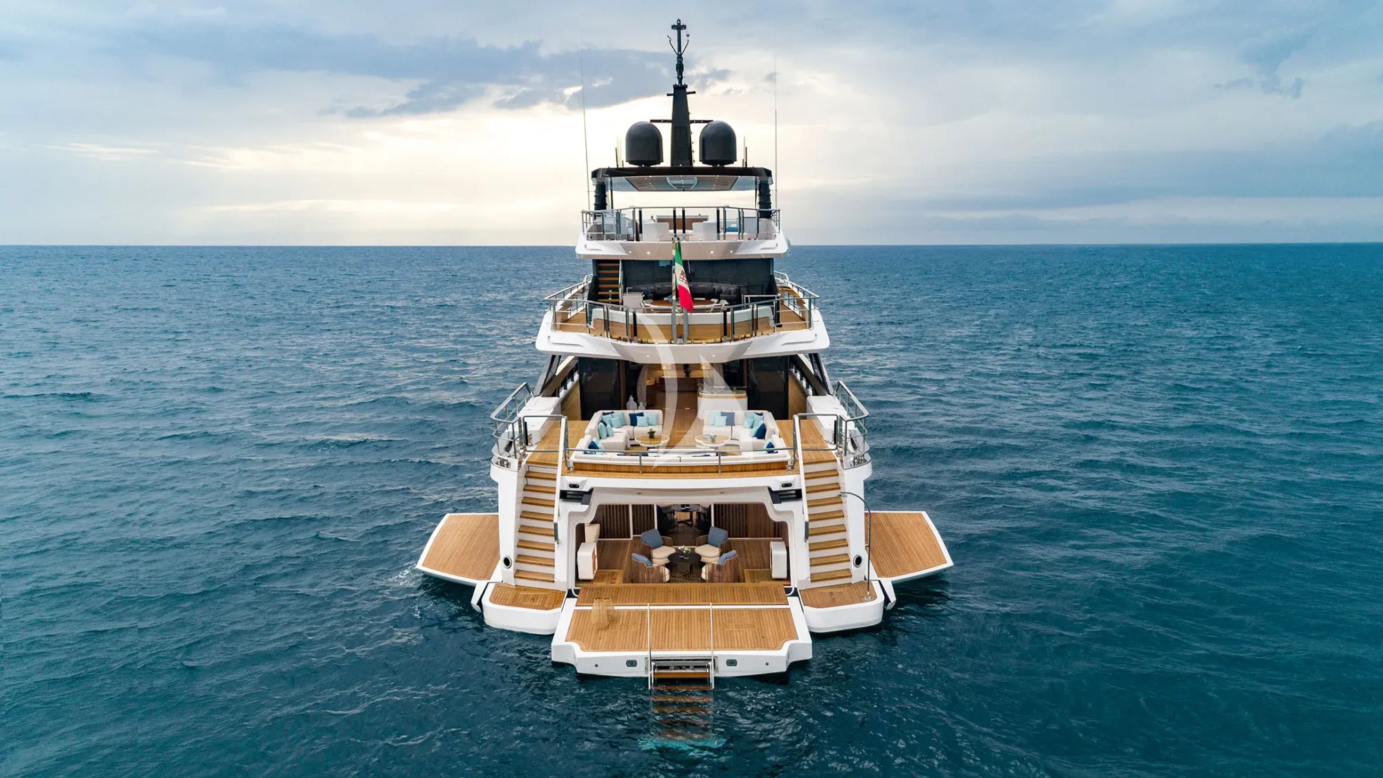 Luxury Crewed Motor Yacht MAVERICK photo 5