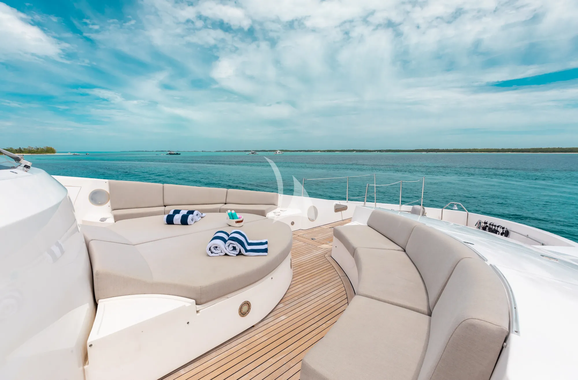 Luxury Crewed Motor Yacht MERCY photo 5