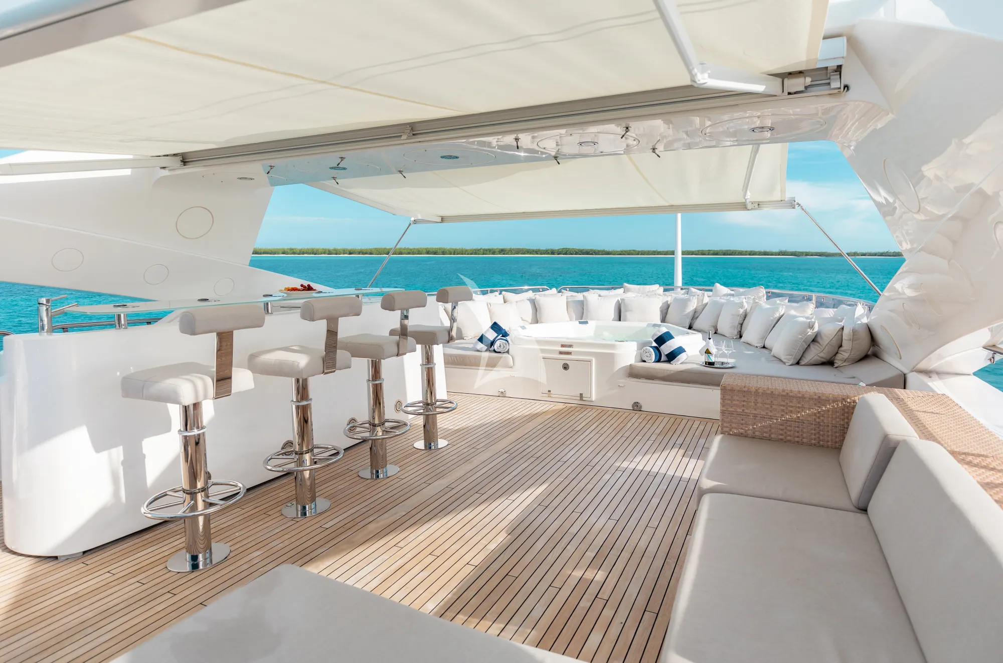 Luxury Crewed Motor Yacht MERCY photo 7