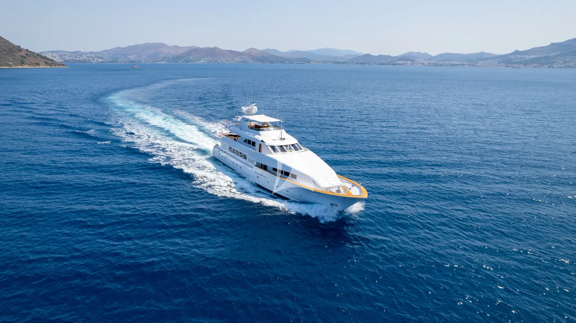 Luxury Crewed Motor Yacht MERVE photo 3