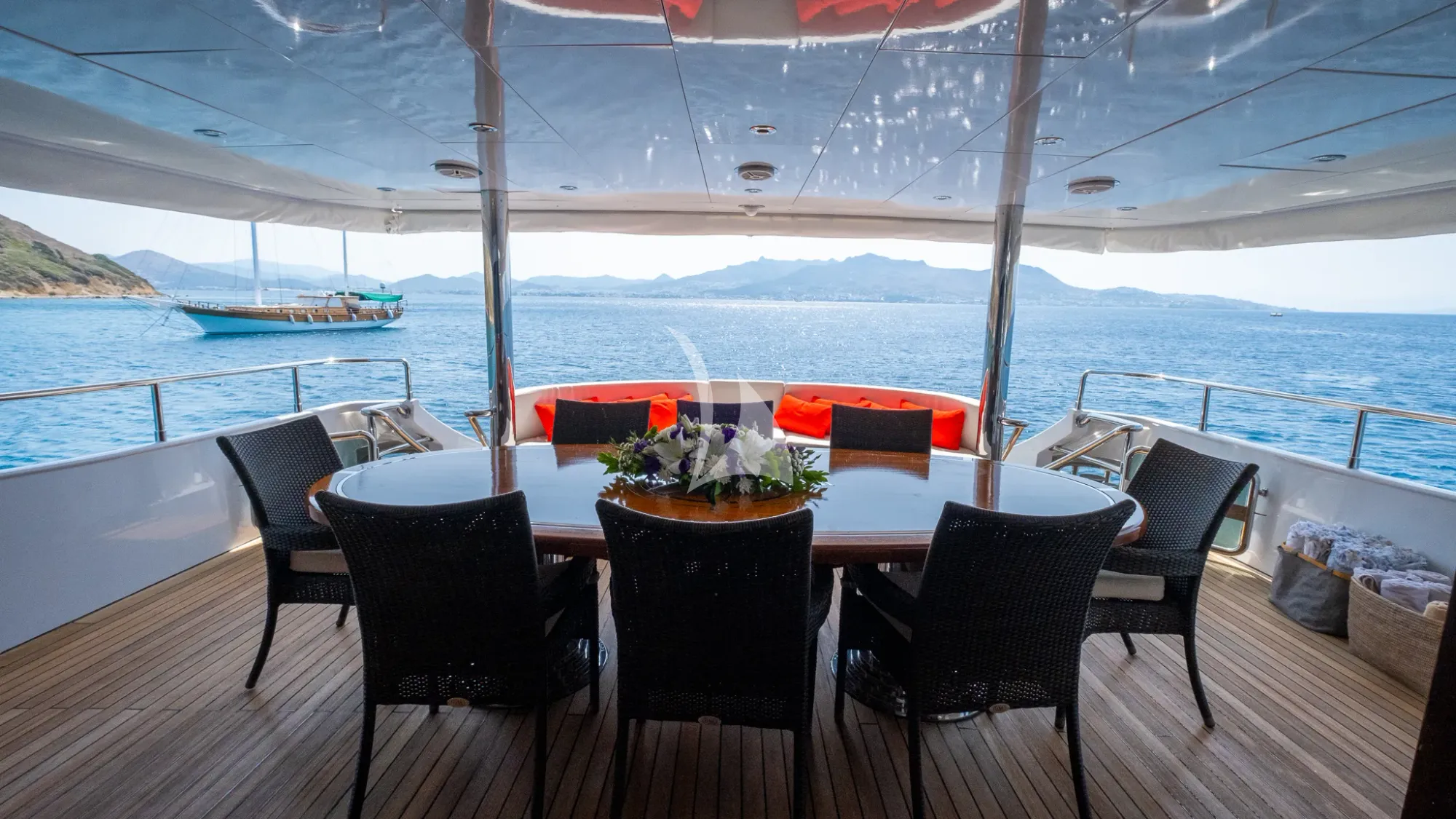 Luxury Crewed Motor Yacht MERVE photo 5