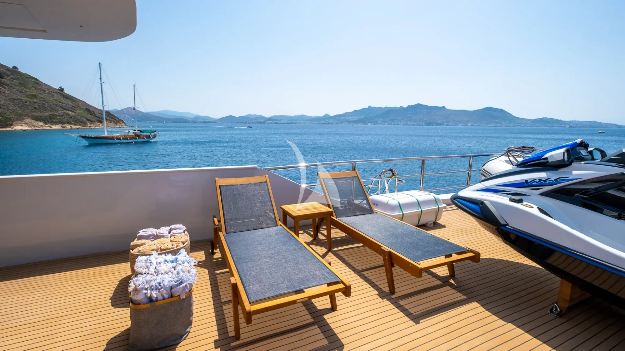 Luxury Crewed Motor Yacht MERVE photo 8