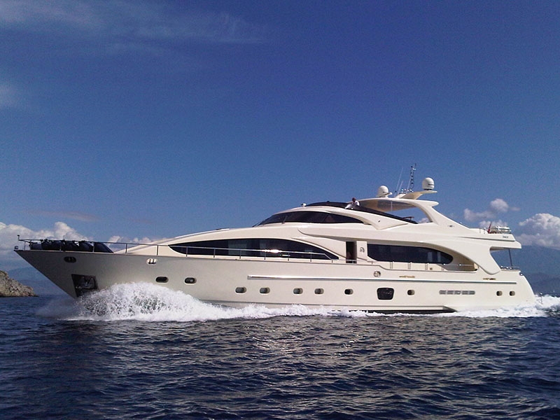 Luxury Crewed Motor Yacht MERVE