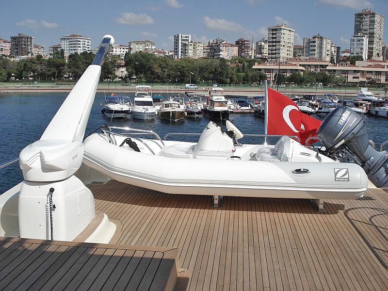 Luxury Crewed Motor Yacht MERVE photo 5