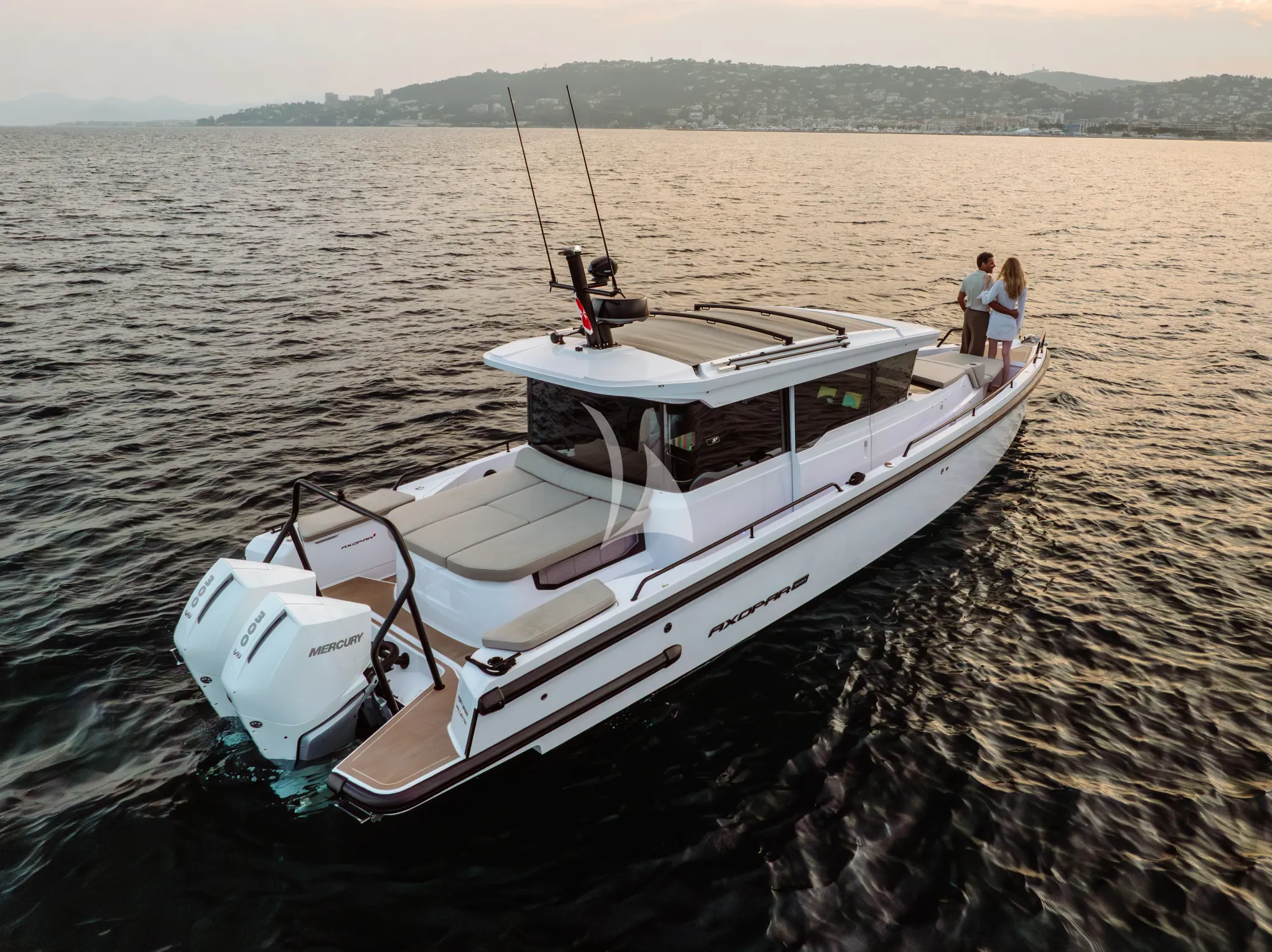 Luxury Crewed Motor Yacht MIKOH photo 5