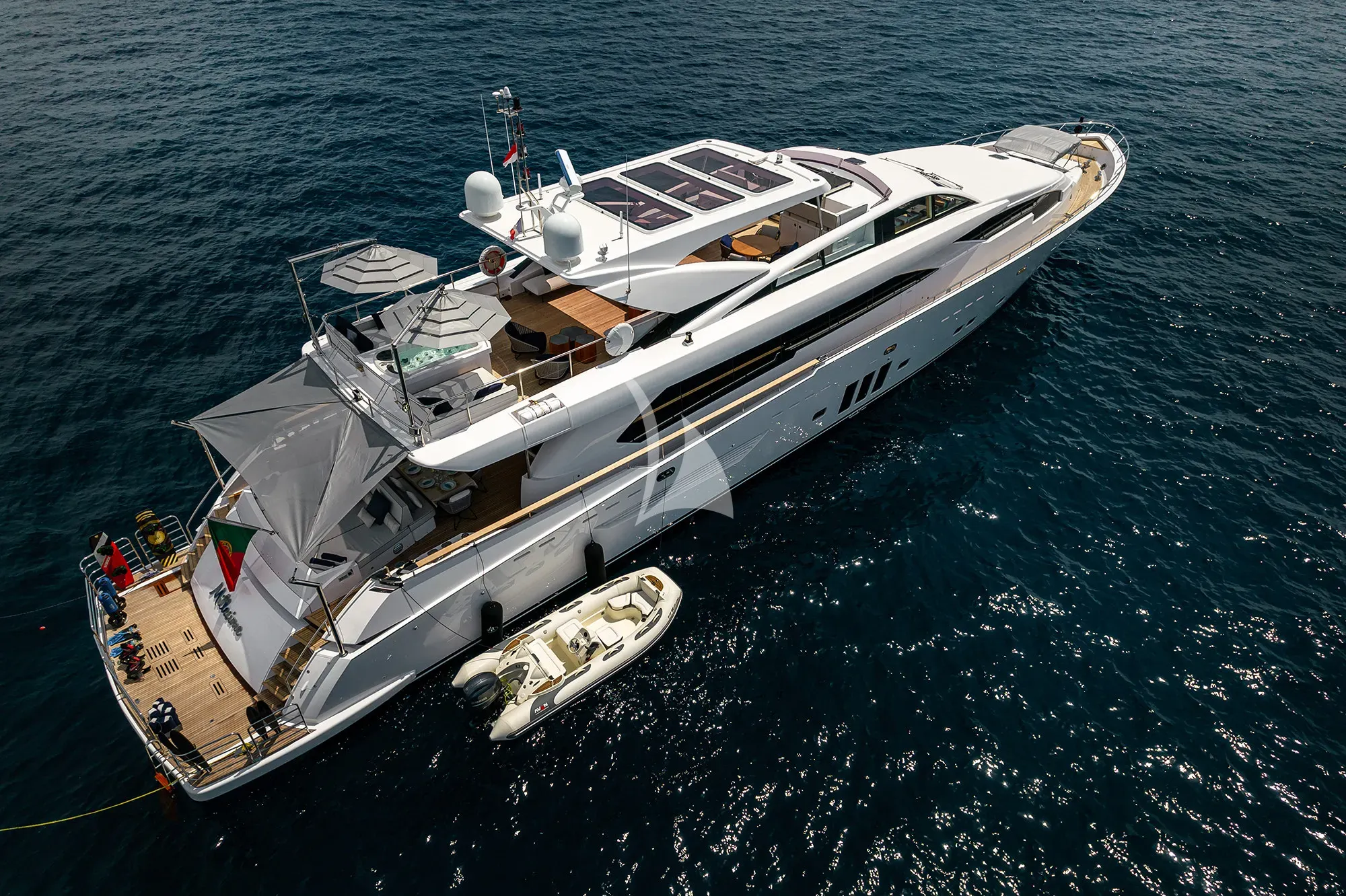 Luxury Crewed Motor Yacht MILLISIME photo 4