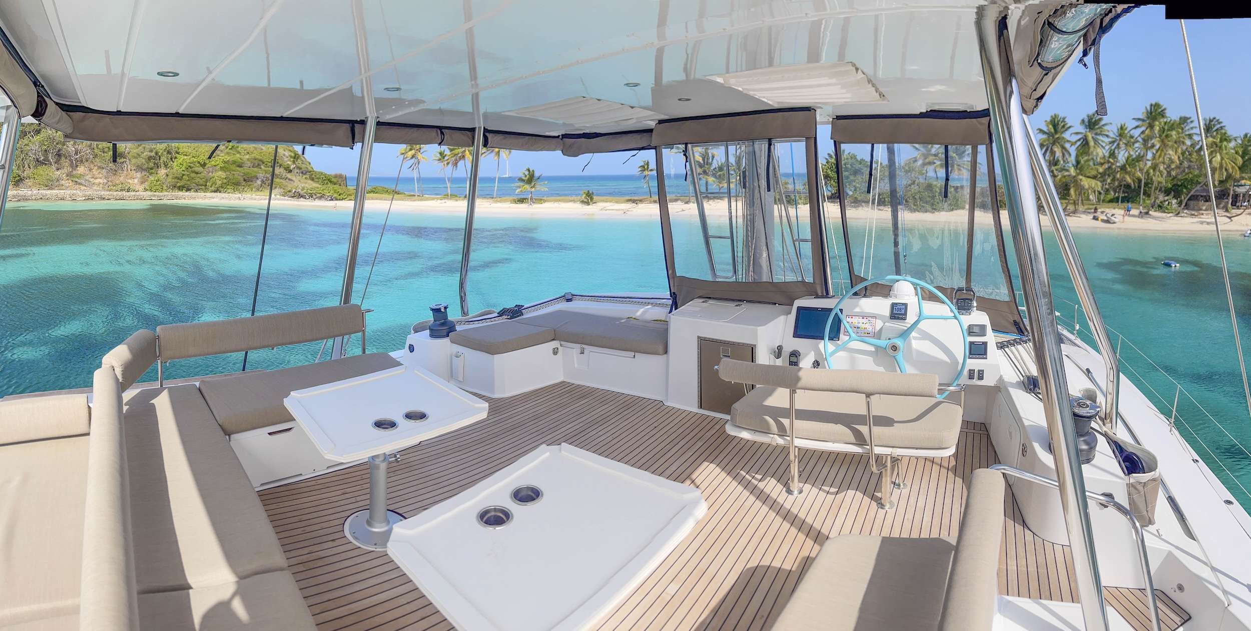 Crewed Catamaran MIM OCEAN 1 photo 4